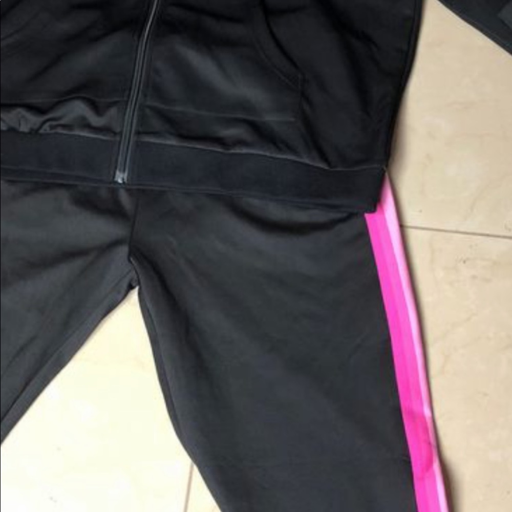 Black and pink joggers set ( size XL)